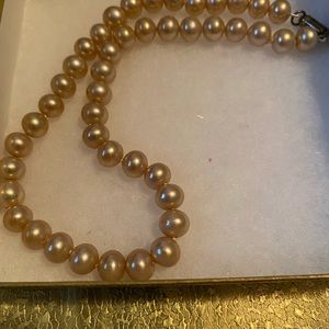 Pearl necklace